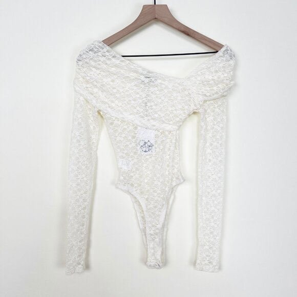 🆕 Off-Shoulder Bodysuit - Picture 10 of 12